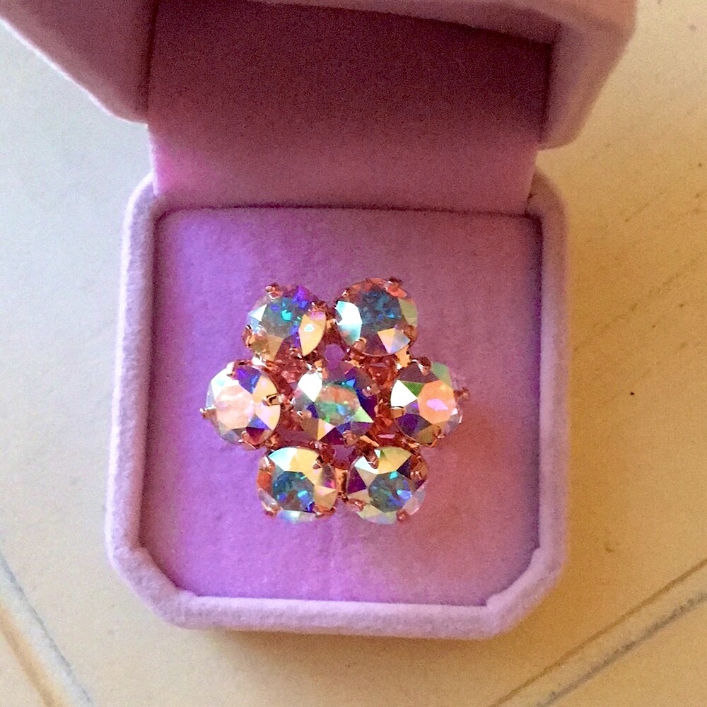 Aurora Borealis + Rose Gold Crystal Flower Statement Cocktail Ring - Picture 3 of 10